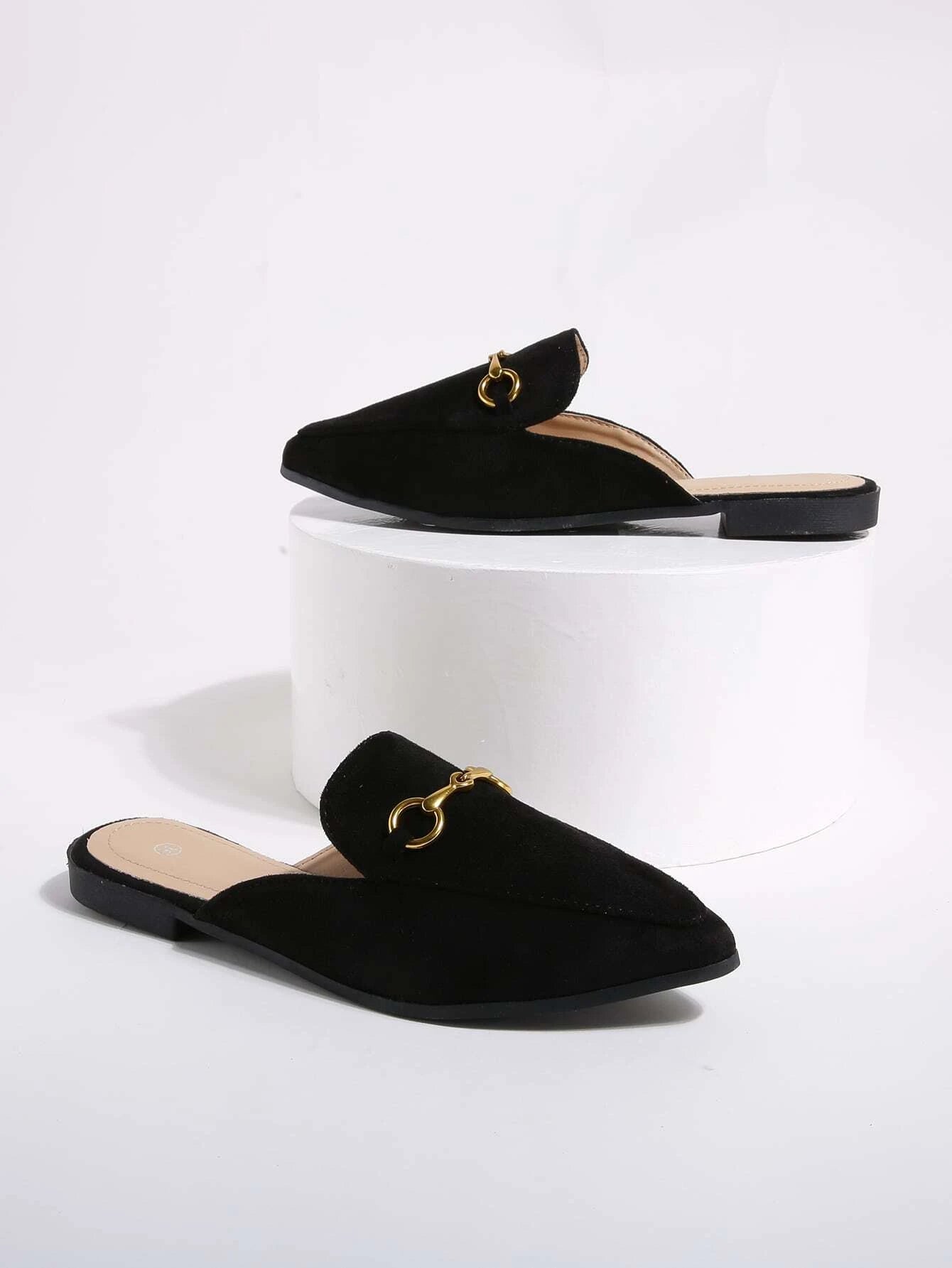 Flats negros con hebilla